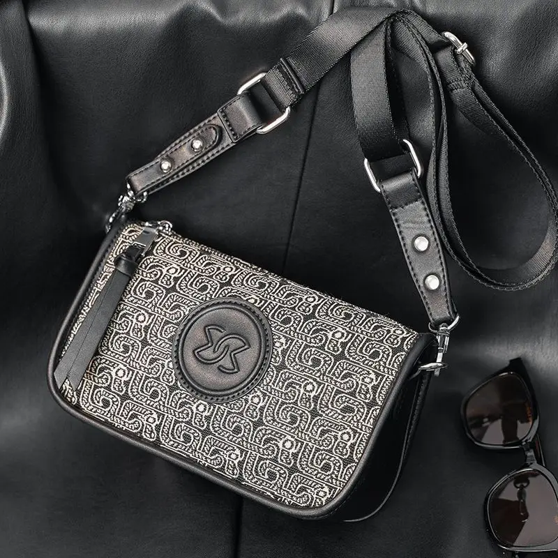 2023 New Fashion Men's and Women's Shoulder Bag Small Square Bag Korean Trendy Crossbody Bag Shoulder Bag