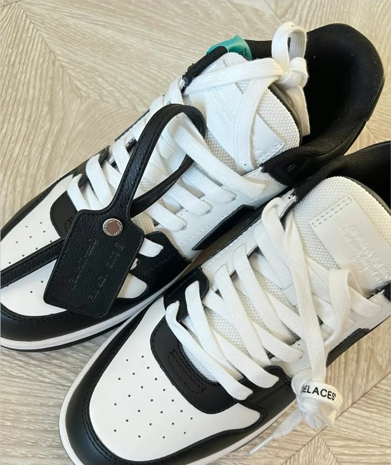 Рисунок 3 - Кроссовки мужские и женские на шнуровке