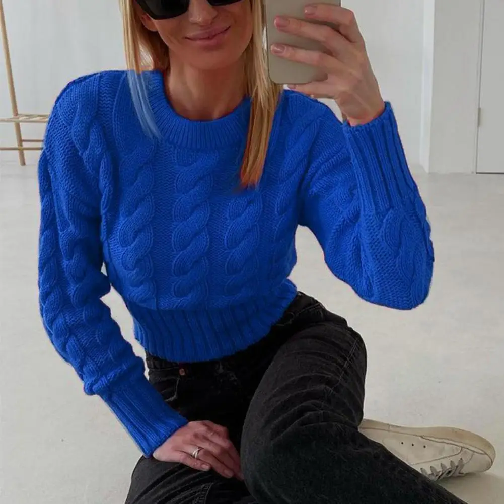 

Женский трикотажный свитер с круглым вырезом и длинными рукавами