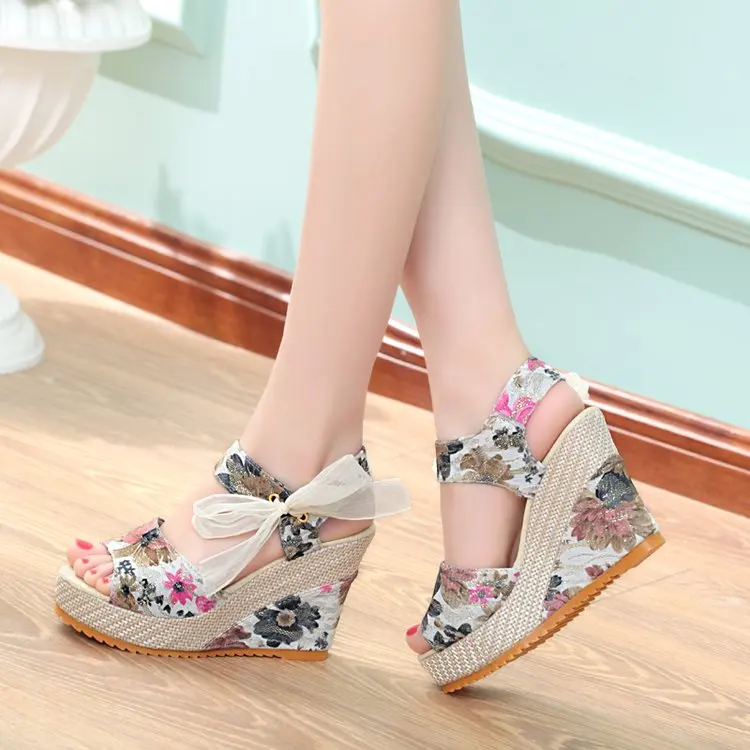 

2022 Ladies Sandals Fashion Summer New Wedge Lace Casual Women Platform Sandals Comfortable Sandals Exquisite Fashion 35-40