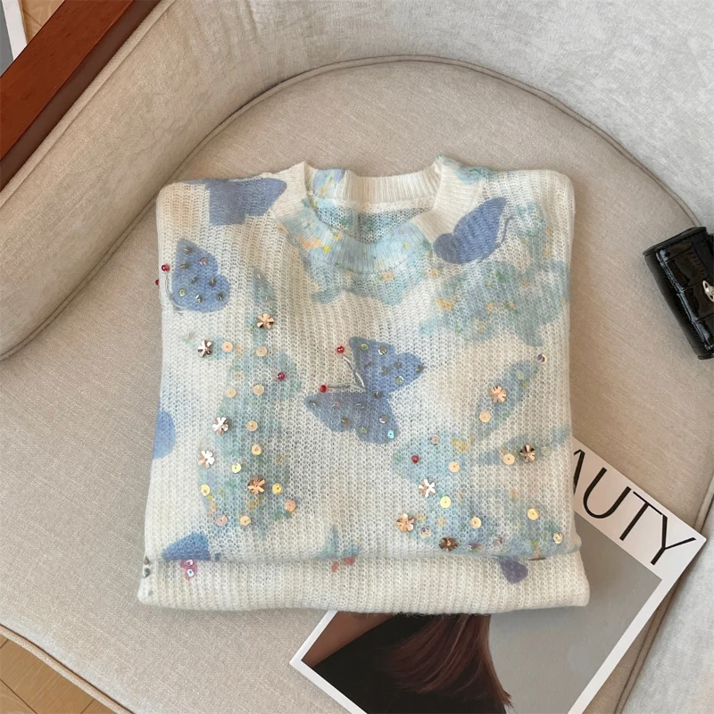 Женский трикотажный свитер Bomon мягкий и удобный с вышивкой бабочками блестками