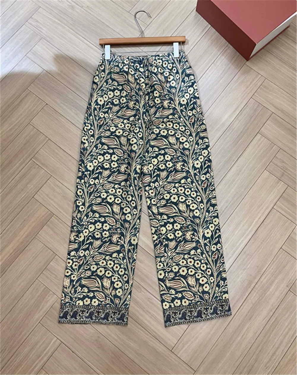 Рубашка с длинным рукавом и двусторонним принтом из шелка тутового шелкопряда L *