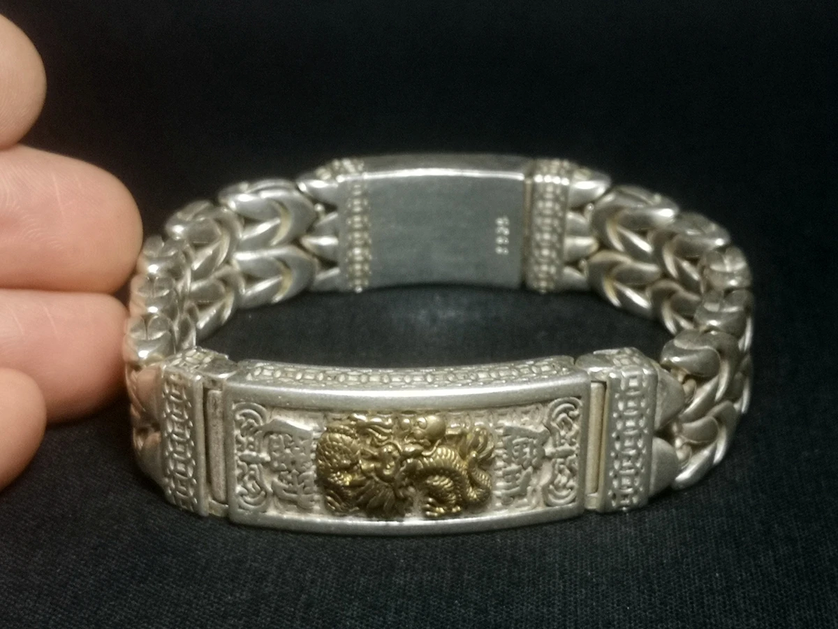 

1919 Chinese Tibet Silver Carving dragon statue bracelet Decoration gift Collection