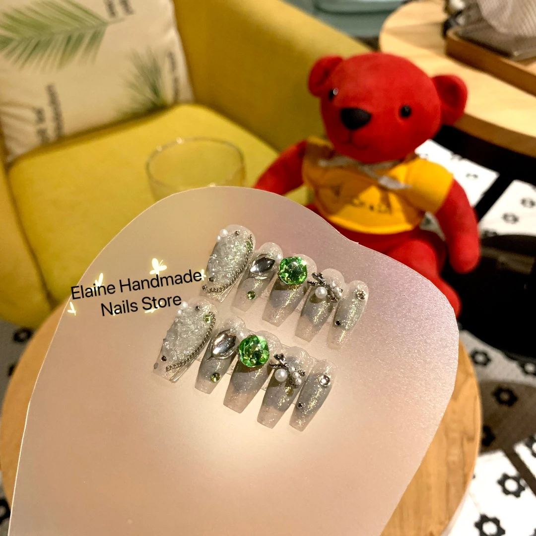 

Slivery Transparent Shining Dazzling Ballet Nails Green Rhinestone Chain Art Pearl Queen Style False Nails with Accessories