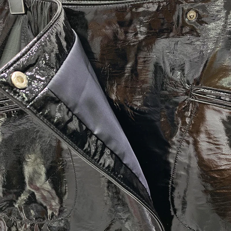 Рисунок 6 - Женская винтажная мини-юбка из натуральной кожи