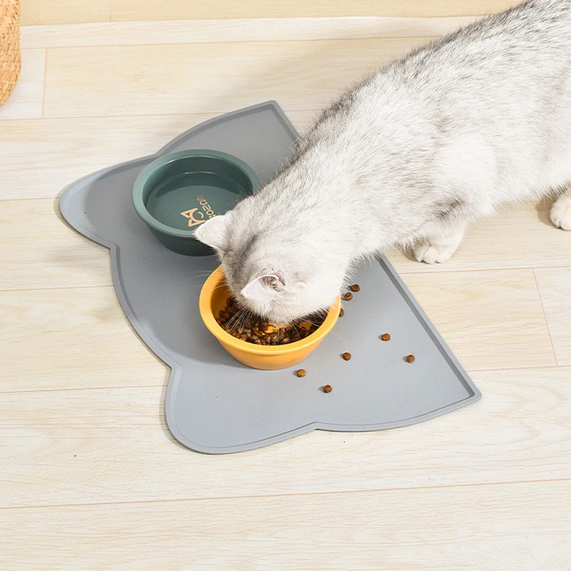 

Pet Silicone Food Mat Portable Waterproof Leak-Proof Non-Slip Feeding Mats Bowl Pad Cushion For Cats Dogs Pet Items