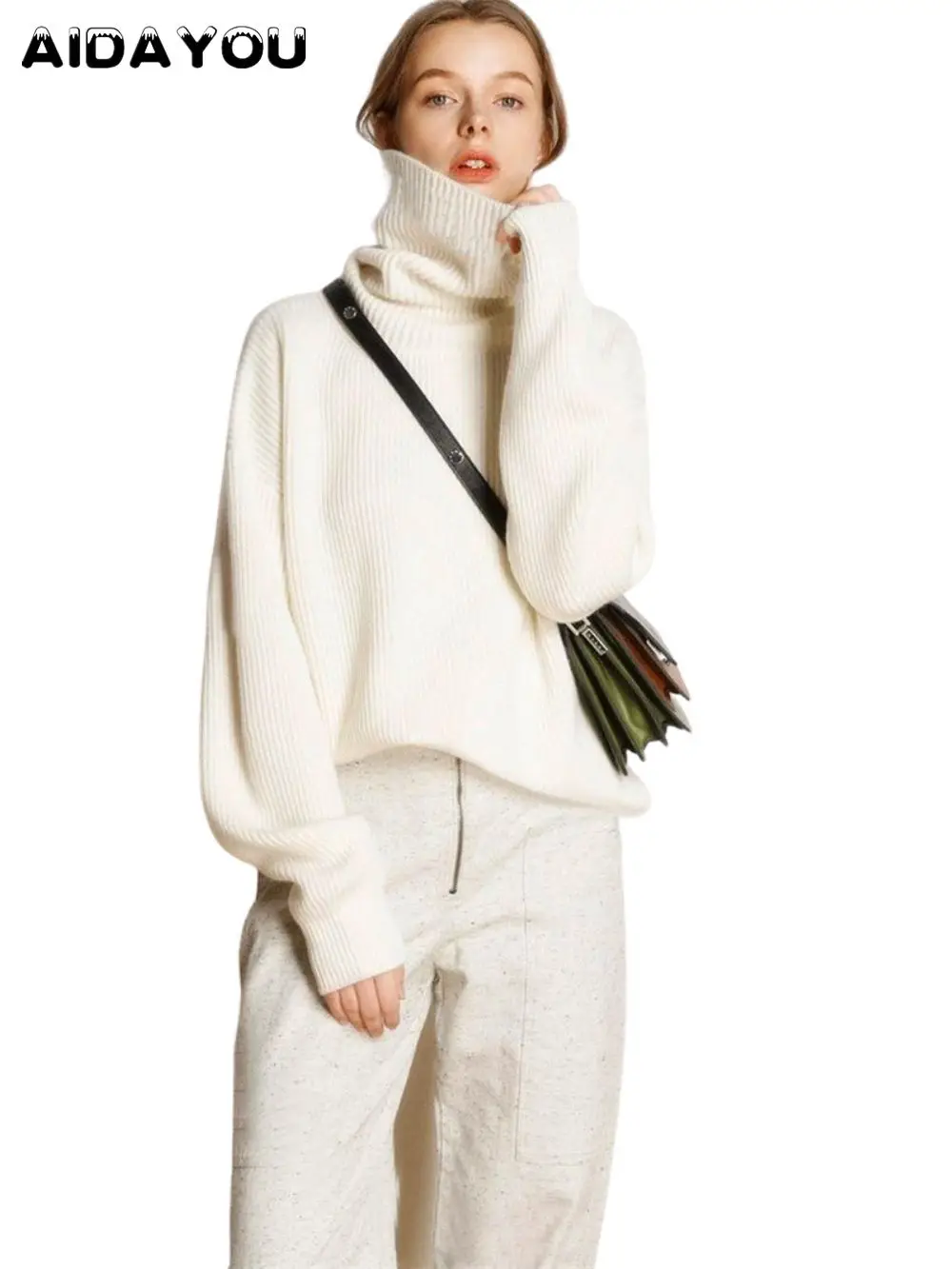 Женский свитер с высоким воротником пуловер толстый зимний теплый вязаный