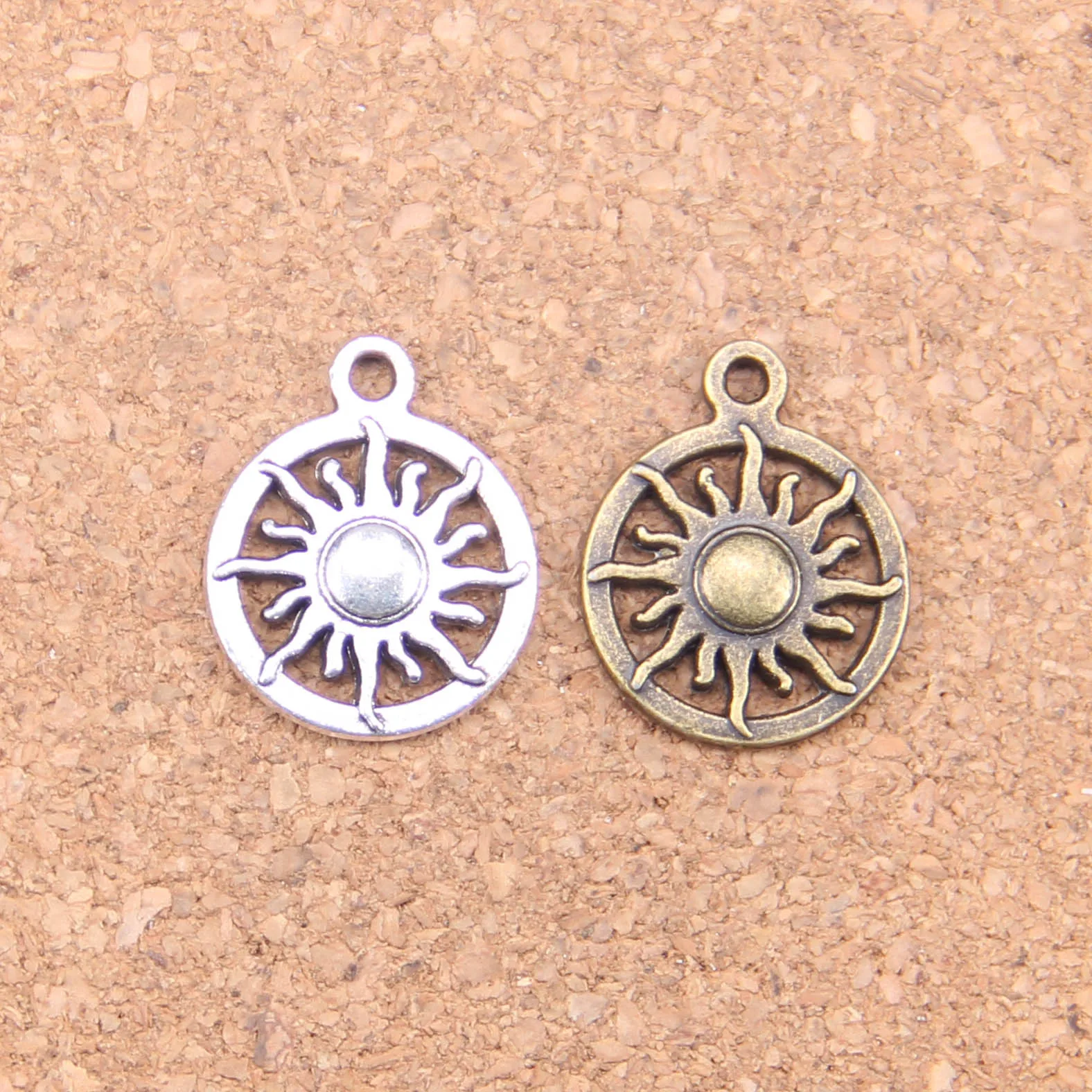 

96pcs Charms sun sunburst 16mm Antique Pendants,Vintage Tibetan Silver Jewelry,DIY for bracelet necklace