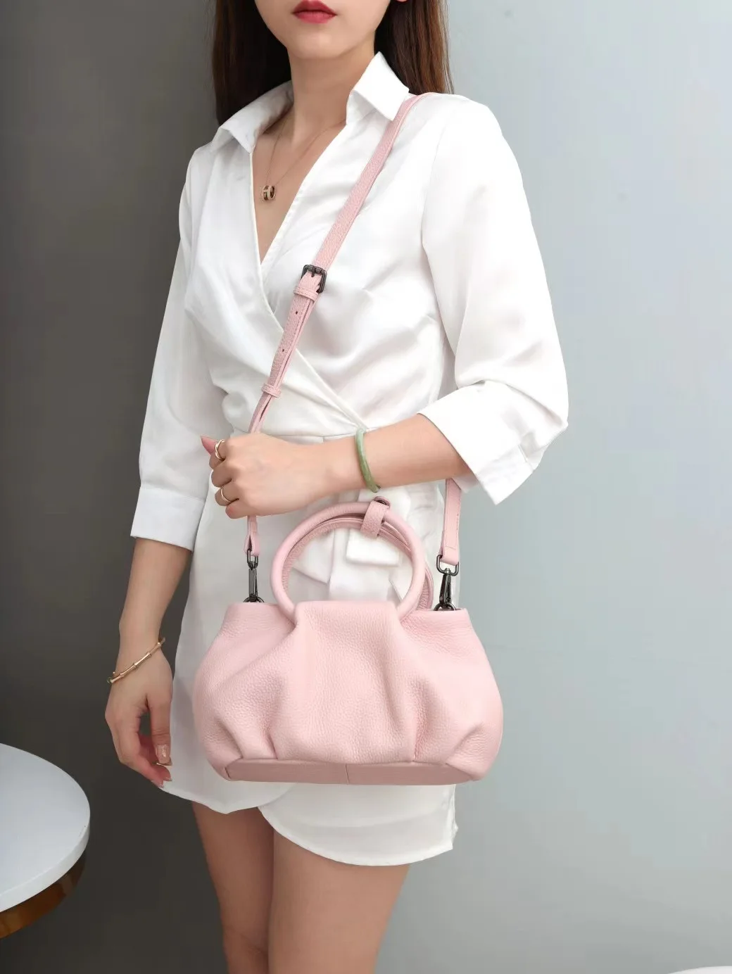 Women's bag summer 2023 new tide senior sense of pleated cloud bag foreign shoulder handbag crossbody bag
