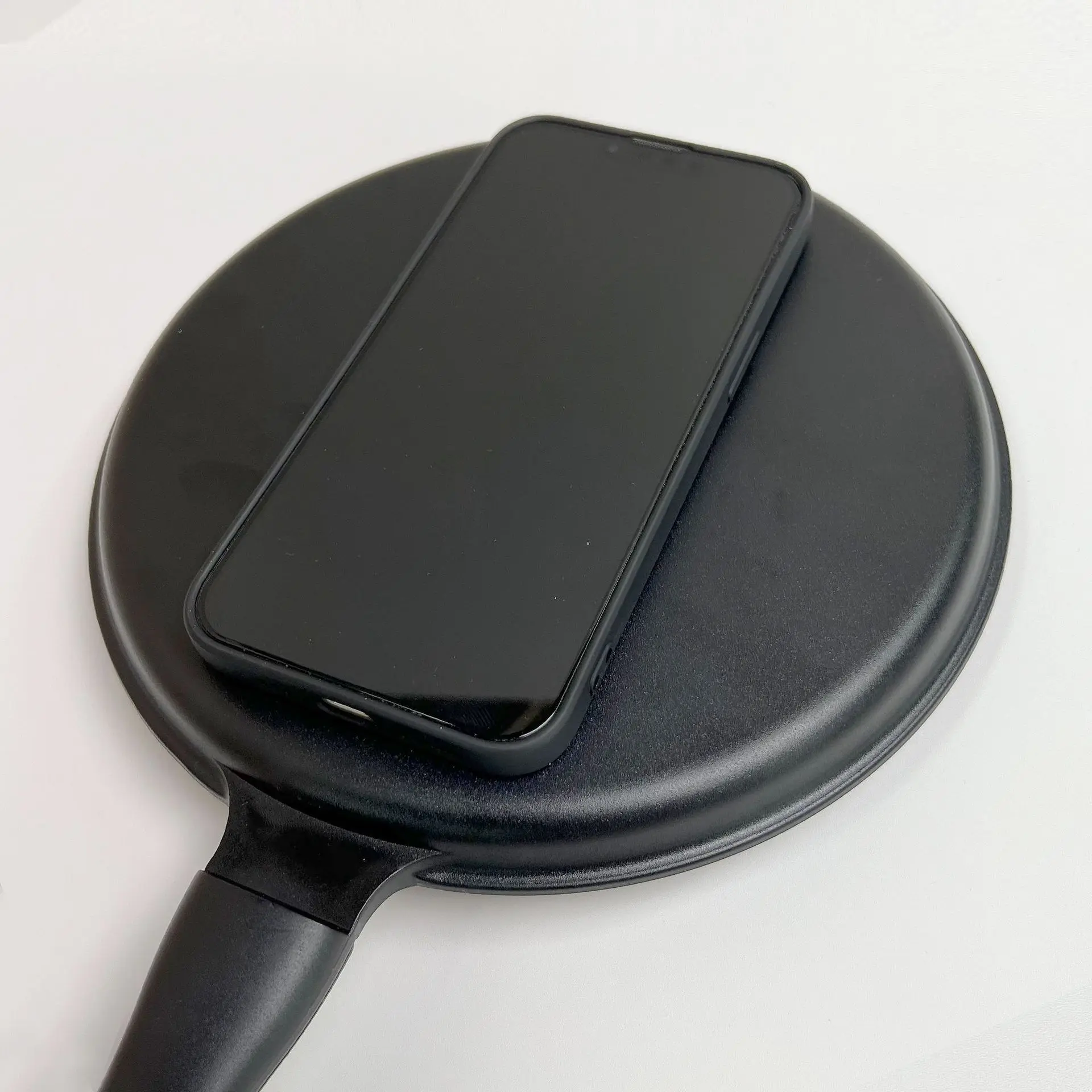 Чехол для телефона Apple 15/13/12/11 promax с забавным яйцом сосиской улыбающимся лицом