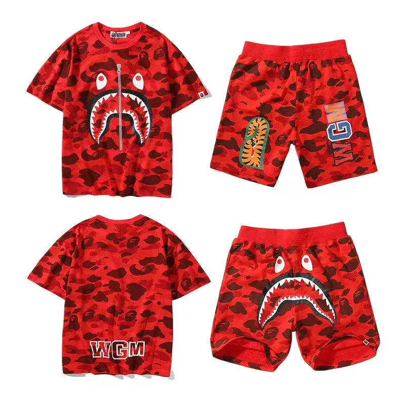 

BapeS short sleeve T-shirt suit for men women with shark short sleeve camouflage color matching casual loose short sleeve sut