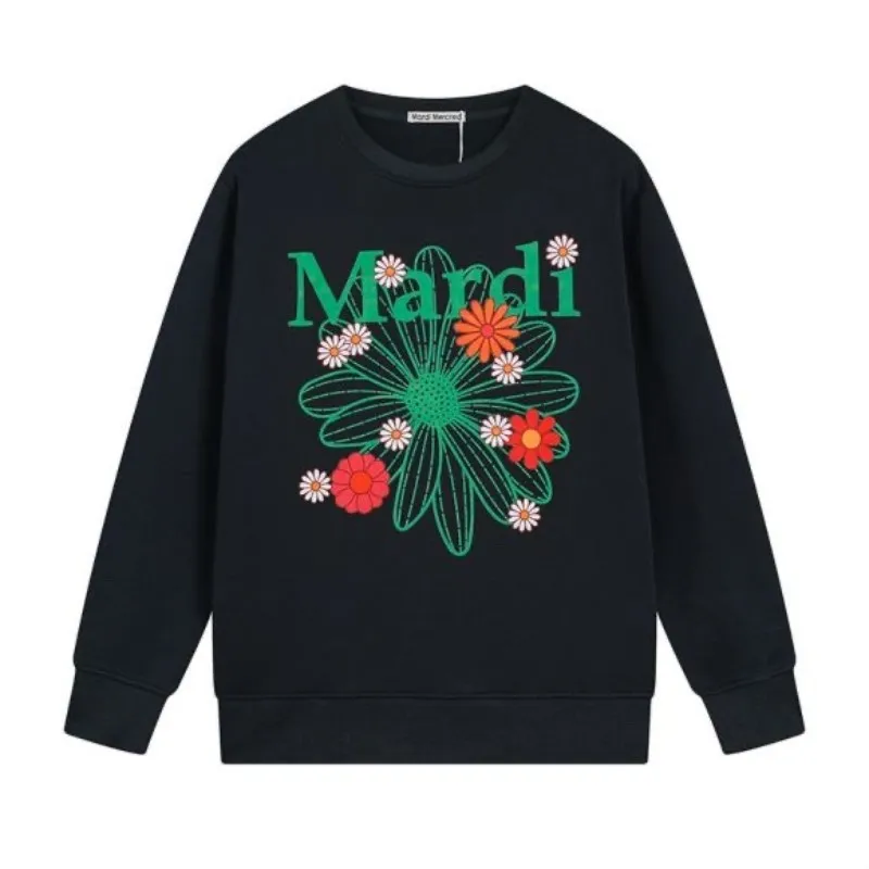 Рисунок 2 - Женский осенний свитер с вышивкой