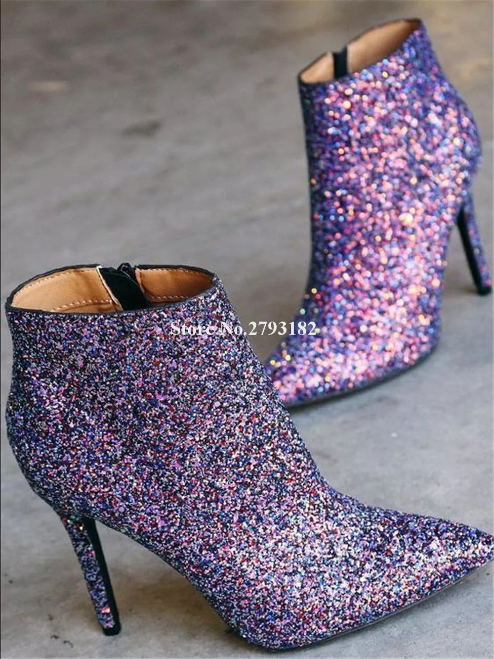 

Женские короткие ботинки на шпильке, с острым носком и блестками