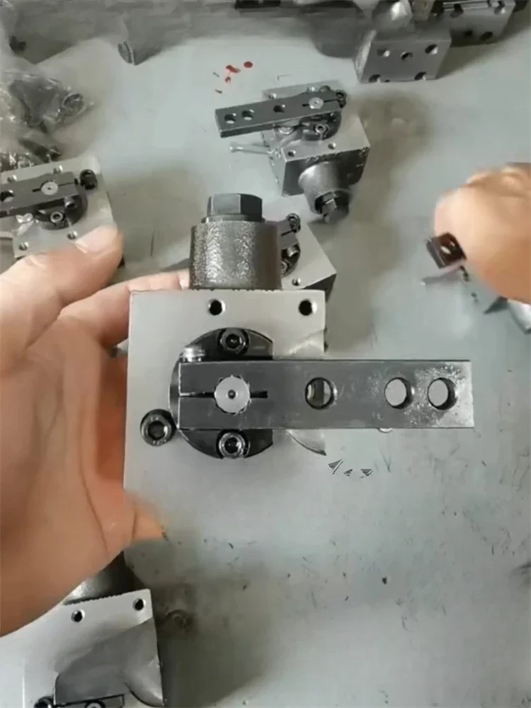 Гидравлический насос смесительного грузовика A4VTG90 регулирующий клапан/71 63