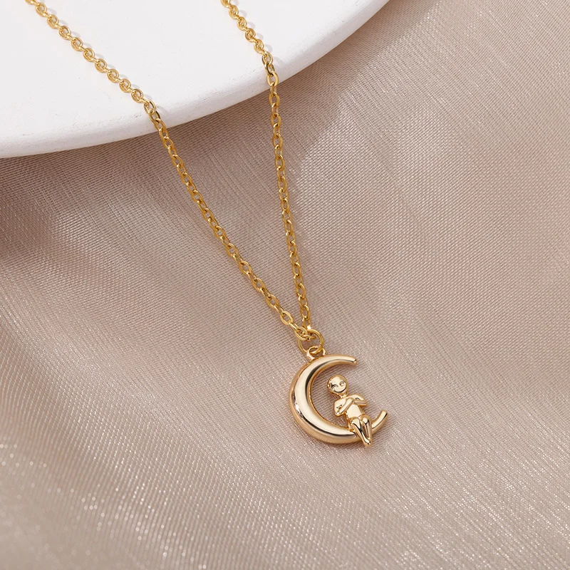 

Exquisite Baby Crescent Moon Pendant Necklaces For Women Mom Stainless Steel Chain A People Necklace Mother Child Jewelry 2022