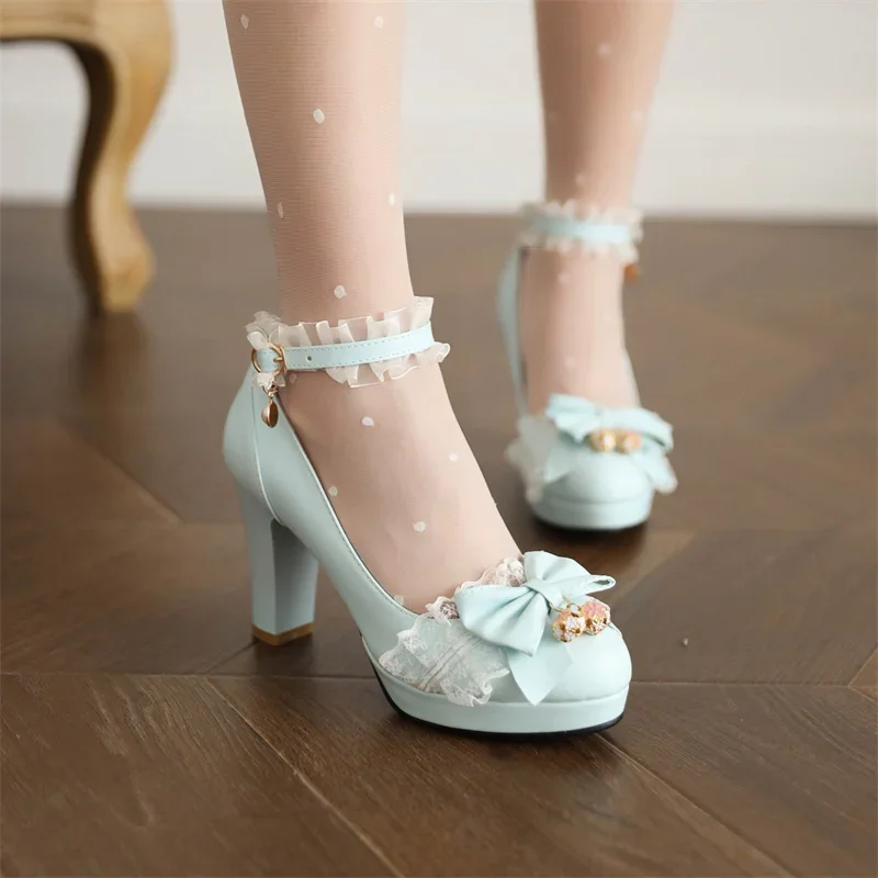 Рисунок 2 - Женские туфли-лодочки на платформе и каблуке