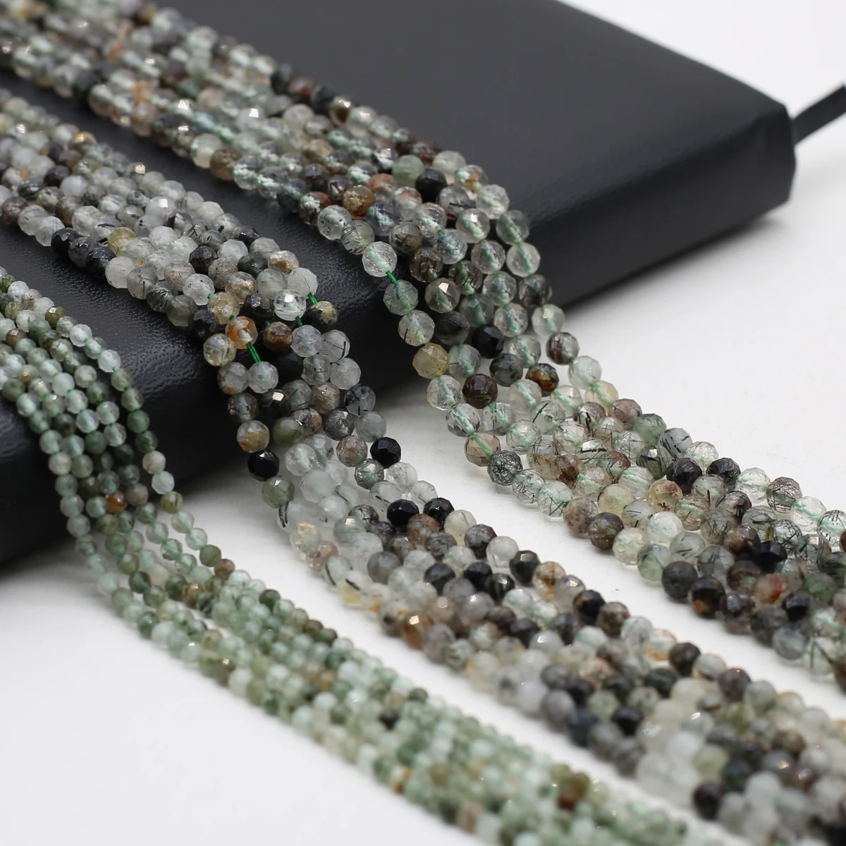 

Natural Stone Faceted Beaded Round Black Rutilated Gemstone Loose Isolation Beads for Jewelry Making Diy Necklace Bracelet Gifts