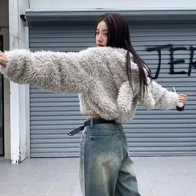 Женское плюшевое пальто на молнии с капюшоном и ушками кролика