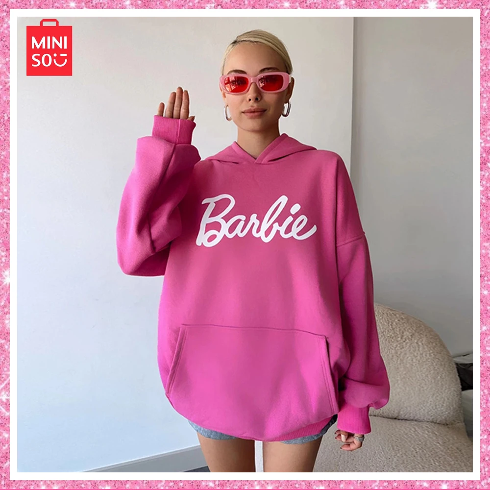 

Miniso Barbie 2023 Trend Y2K Girls Sweet Cool Fall and Winter Pink Letters Printed Loose Hooded Sweatshirt Christmas Gift