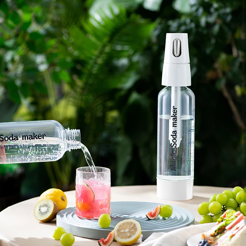 

household soda maker machine Cola machine soda water machine bubble machine milk tea Gym Without CO2 sugar free drinks healthy