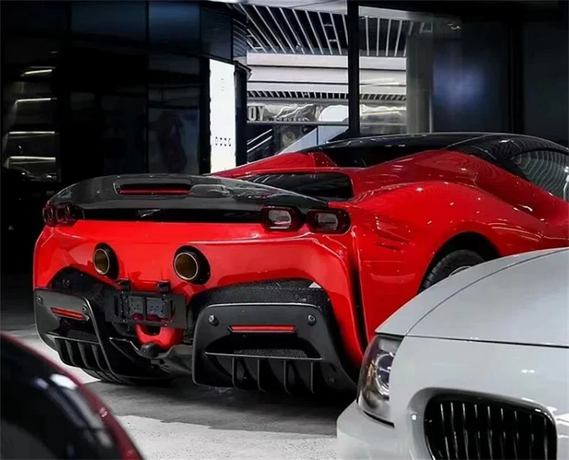 Для 21-летнего Ferrari SF90 OEM-стиля сухой комплект заднего спойлера из углеродного