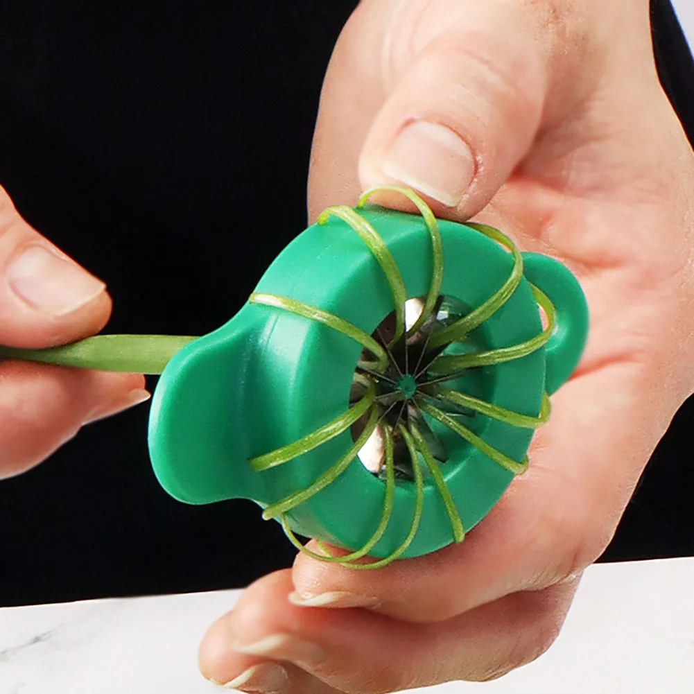 

1PC Shred Silk The Knife Onion Cutter Vegetable Cutter Graters Shred Silk Knife Kitchen Accessories Food Onion Slicer Gadget