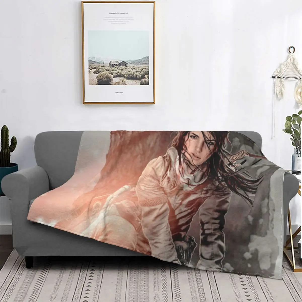 

Lara Croft Is Watching You Blanket Tomb Raider Jonah Maiava Game Fleece Spring Autumn Cute Thin Throw Blankets For bed Bedspread