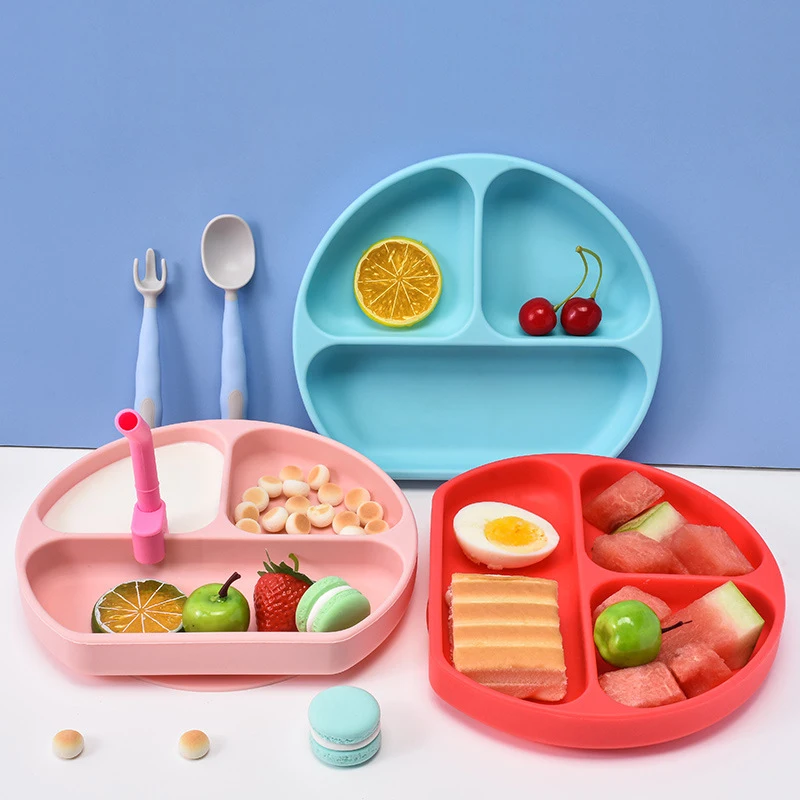 Suction Plates for Baby Toddler Self-Feeding Suction Plate Divided Silicone Dish for Weaning Babies Infant Feeding Bowls