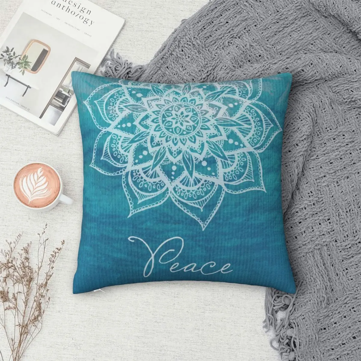 Рисунок 3 - Квадратная наволочка Peace