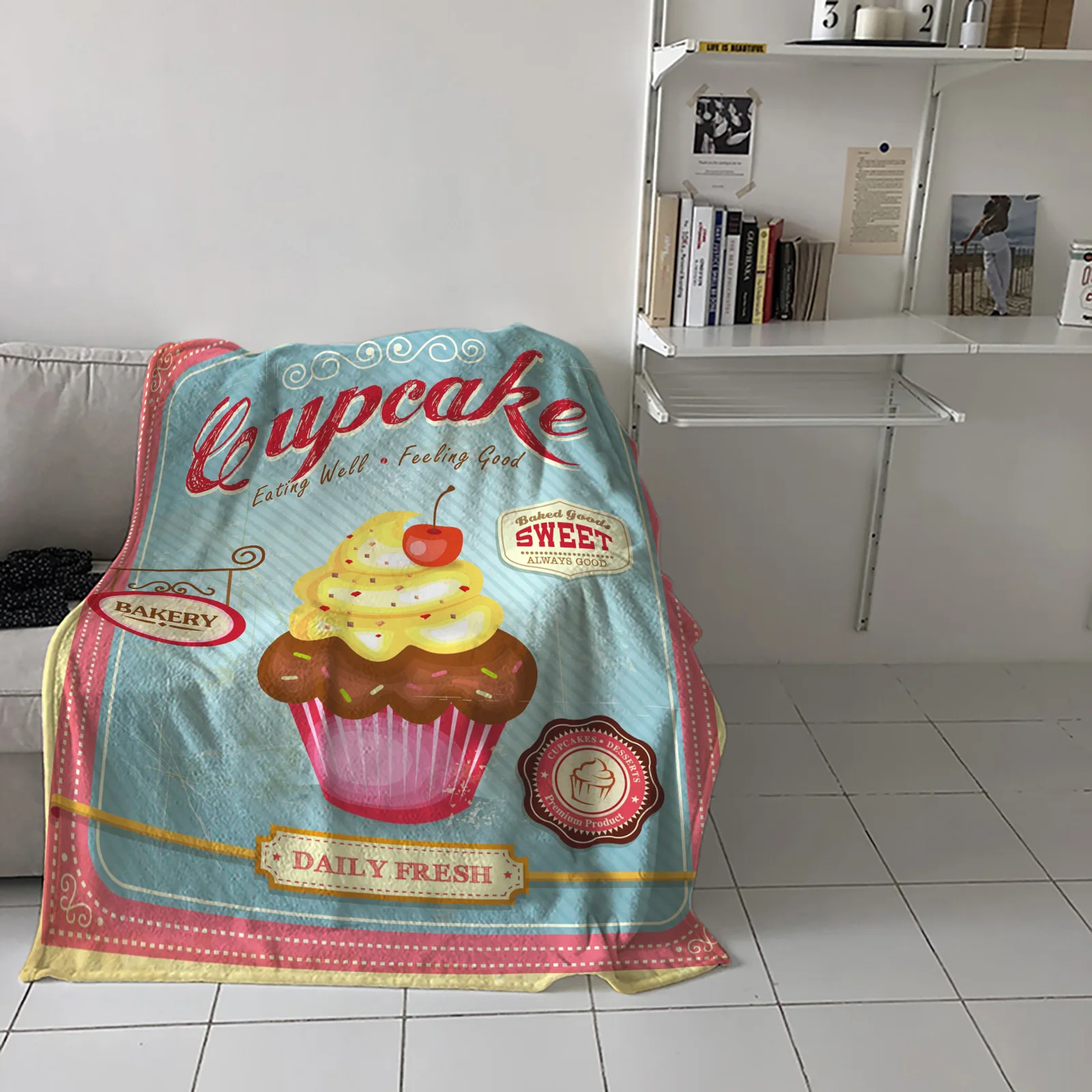 

Бархатное одеяло в стиле ретро с изображением торта вишни, домашний диван, декоративное одеяло, портативное мягкое покрывало, Фланелевое по...