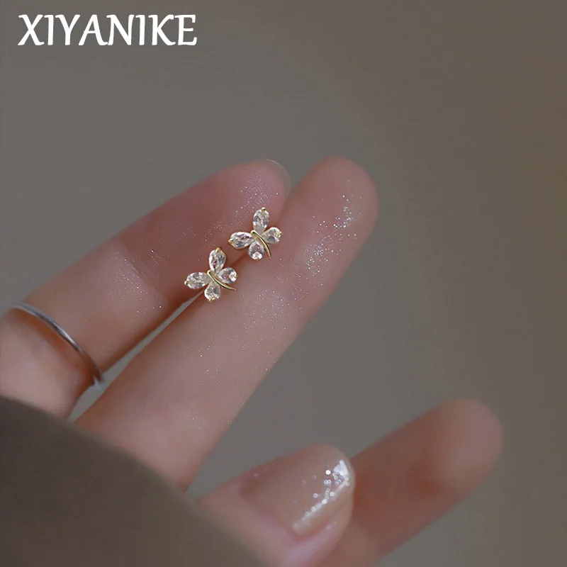 

XIYANIKE Bling Zircon Butterfly Stud Earrings For Women Girl Sweet Fashion New Piercing Ear Jewelry Ladies Gift Party сережки