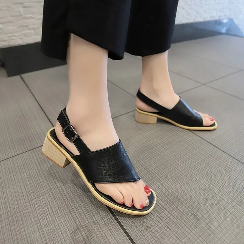 Fashion Gladiator Sandals for Woman Summer New Zapatos De Mujer Solid Clip Toe Buckle Strap Casual  Plus Size Sandals for Women