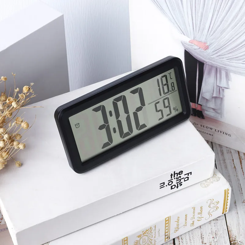 

Цифровые часы с датчиком температуры и влажности