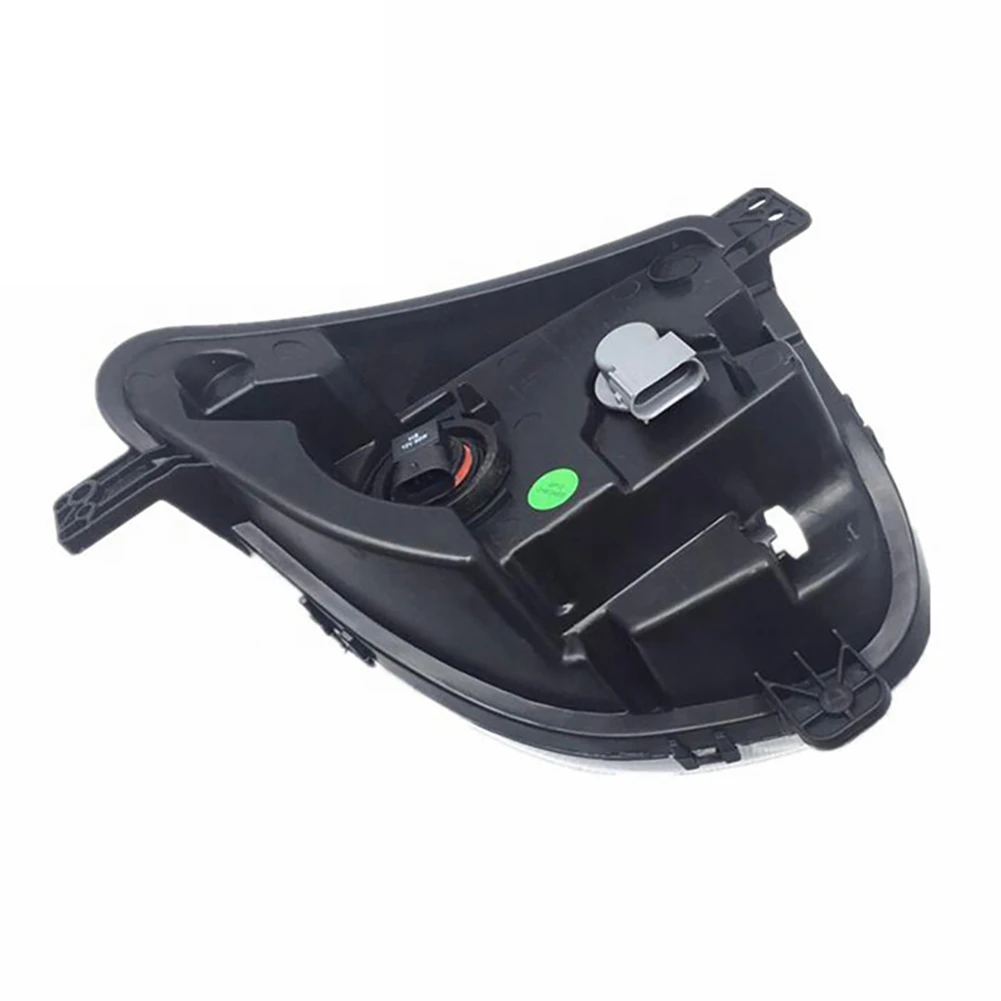 Передняя правая противотуманная фара для автомобиля Chevrolet Equinox 2018-2020 дневные