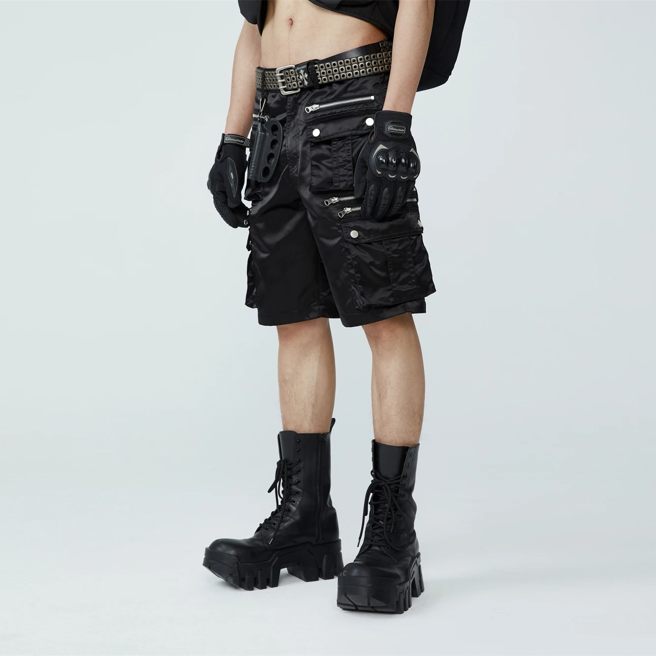 Шорты в стиле Авангард Dark Techwear с несколькими карманами летние свободные прямые