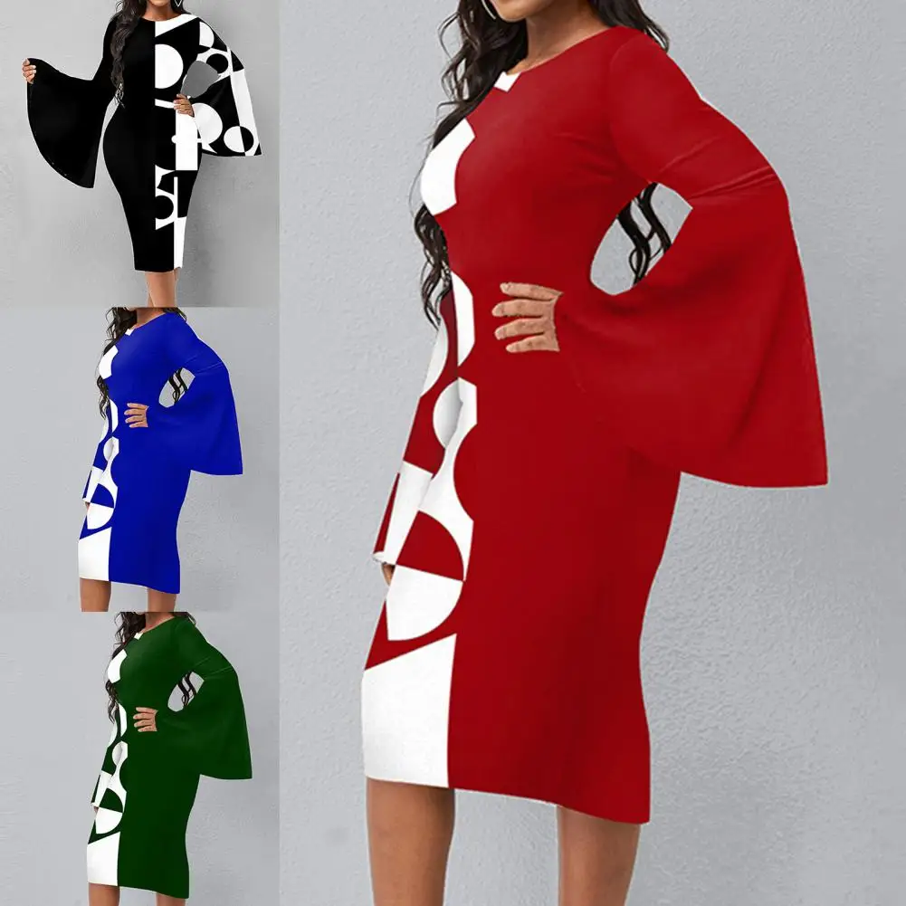 Женское платье-миди с широким рукавом и круглым вырезом |