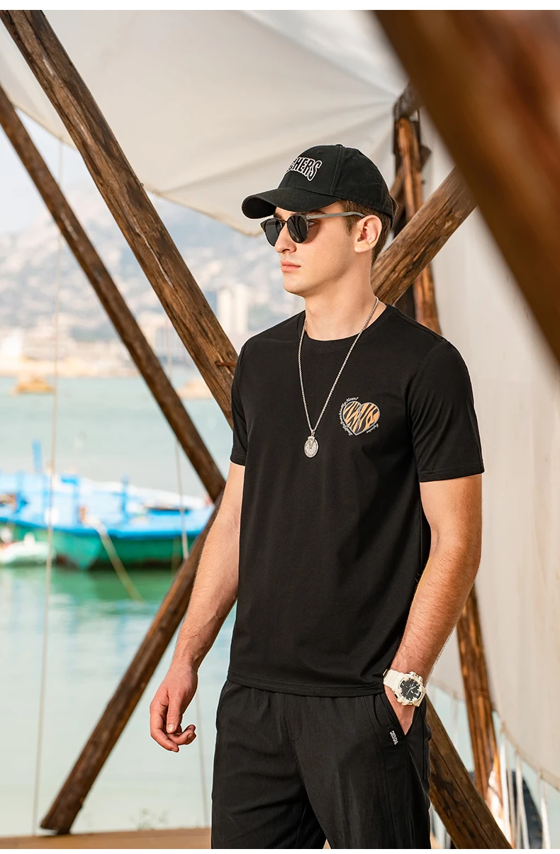 

Мужская хлопковая футболка с коротким рукавом и принтом зебры