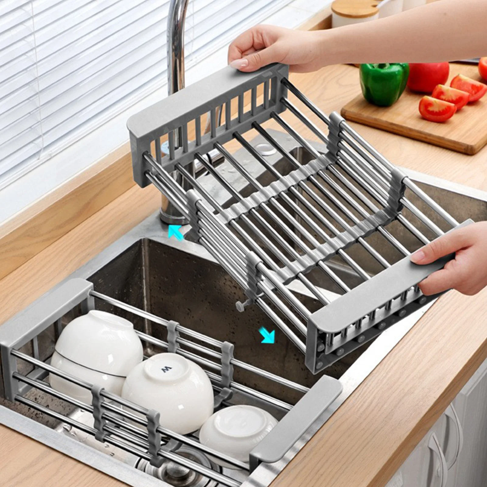 

Retractable Drain Rack Telescopic Drain Basket with Armrest Stainless Steel Adjustable Sink Rack for Fruits Vegetables Storage