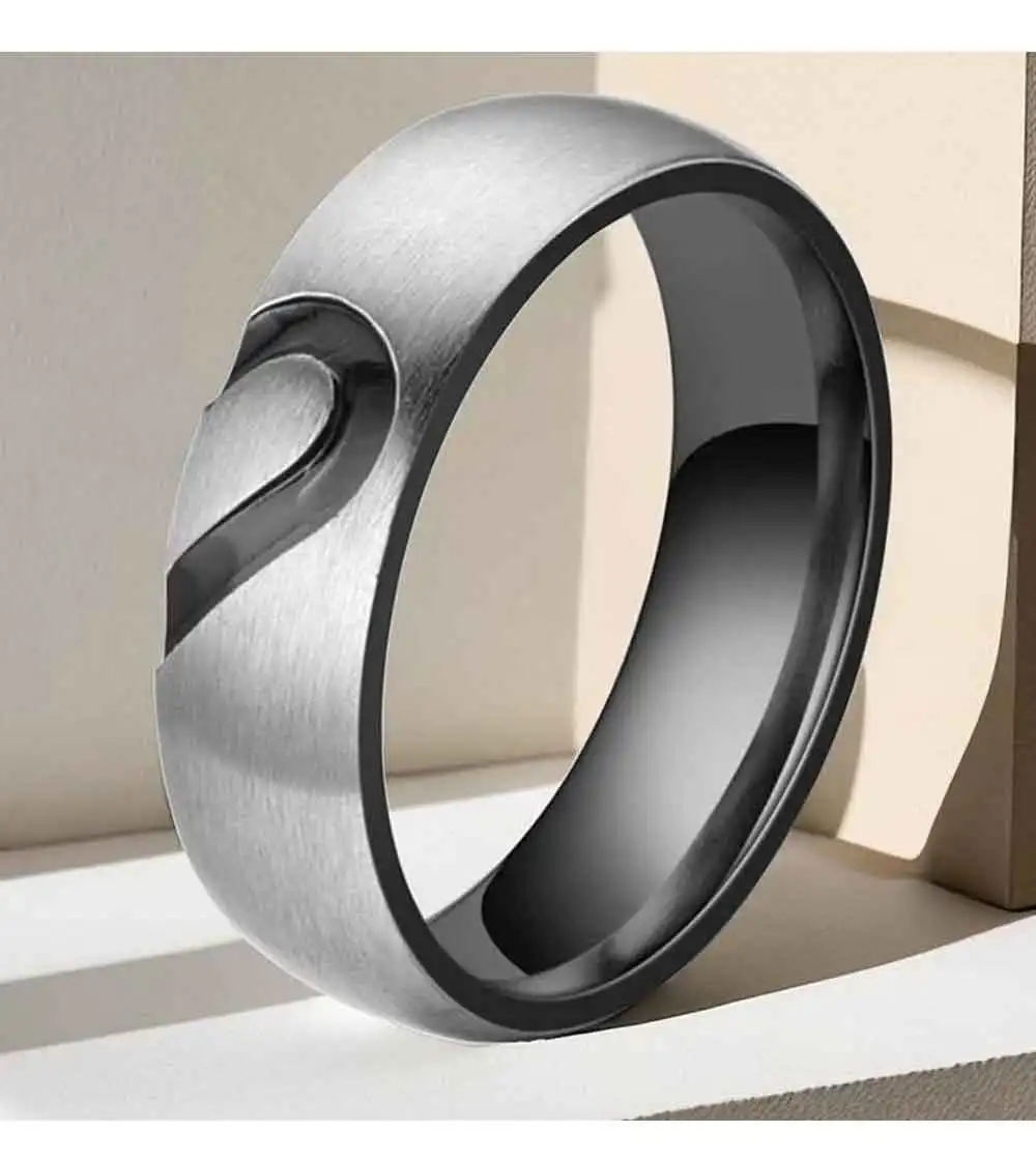 Винтажное чёрное кольцо из нержавеющей стали