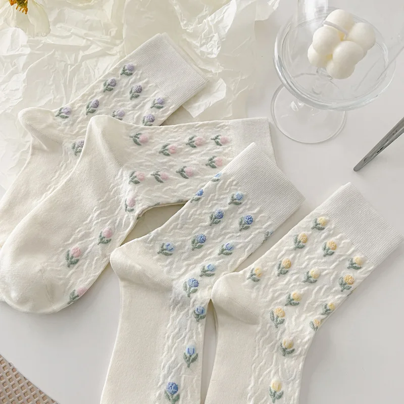 

Tulip Flower White Women Socks Harajuku Retro Vintage Cotton Sock For Girls Japanese Kawaii Cute Long Socks