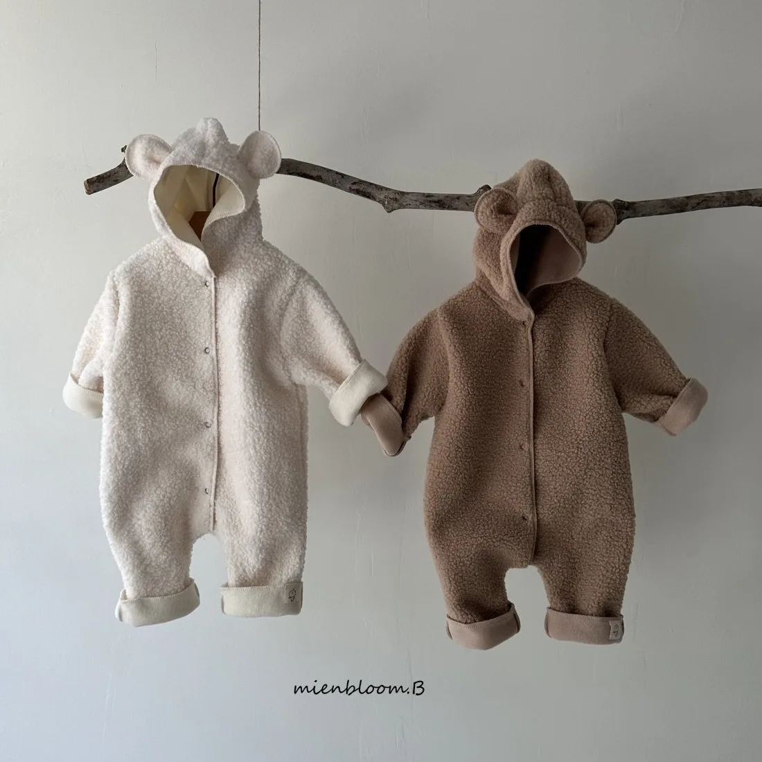 Рисунок 2 - Детский флисовый комбинезон с капюшоном