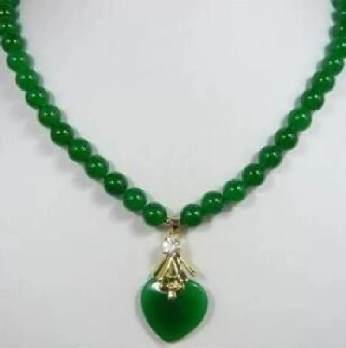 

Ожерелье Noblest lady's 8 мм из натурального зеленого нефрита 17 дюймов + кулон в виде сердца