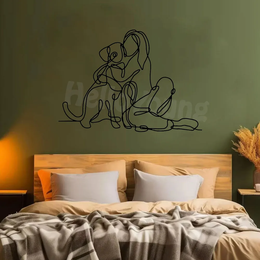 Изысканное металлическое настенное искусство со скульптурой женщины и ее собаки