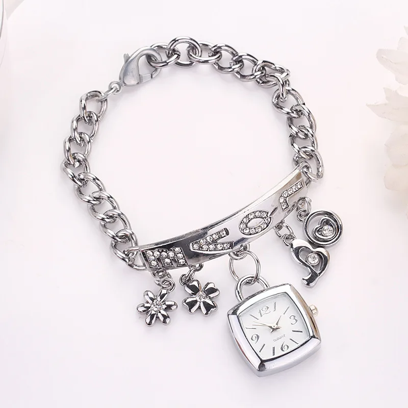 High Quality Fashionable Alloy Diamond Pendant Bracelet, High-end Women's Fashion Versatile Quartz Watch, Standard For Beautiful
