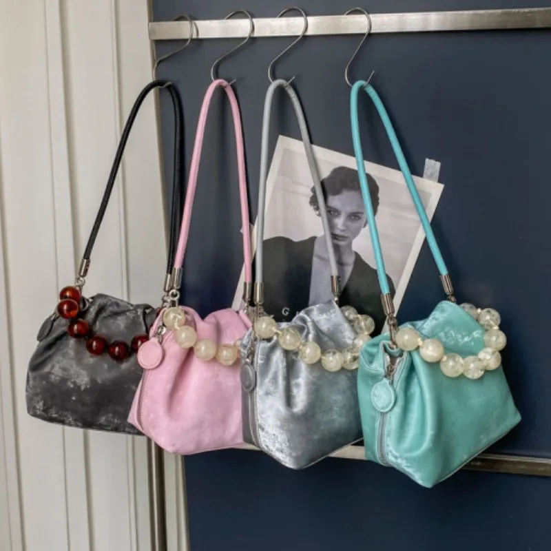 Женская сумка через плечо UKF с ракушкой и бусинами