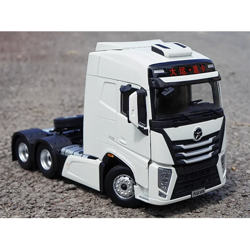 Литой тяжелый грузовик DaYun V9 в масштабе 1:24