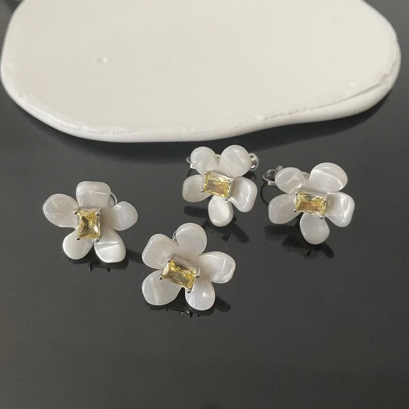 Нишевый подвесной светильник с цветком фрезии роскошный простой индивидуальный