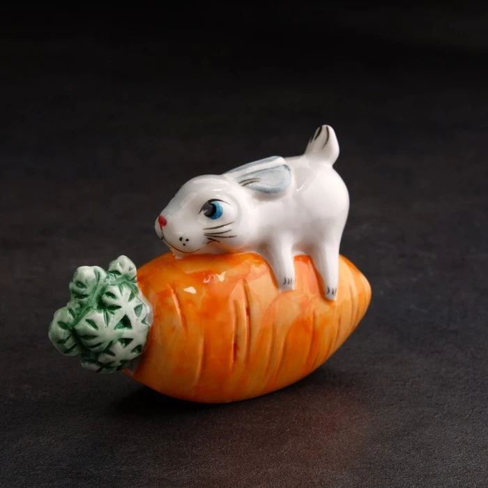 Сувенир - качалка &quotКролик. Мечты сбываются&quot авторская роспись фарфор 7855493 |