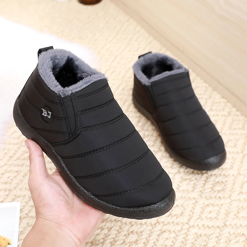 

Women Boots Lightweight Winter Shoes Waterpoor Snow Boots Female Slip On Casual Shoes Women Ankle Botas Mujer Plush Footwear