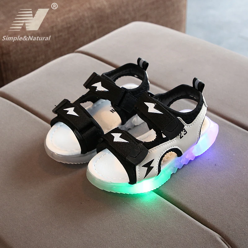

Size 21-30 LED Children Sandals with Soft Sole Baby LED Shine Kids Breathable Sneakers for Baby Beach Shoes for Girls Boys